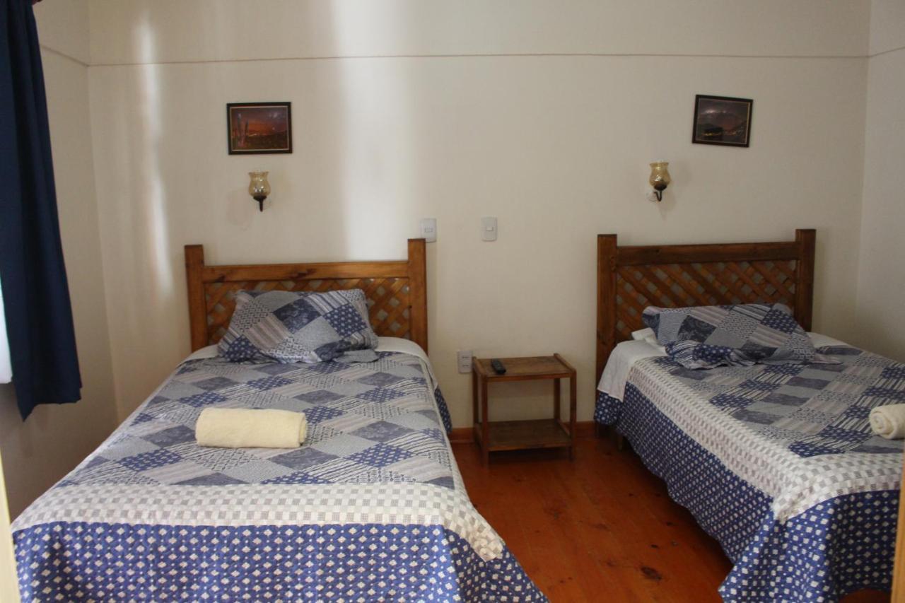 Hostal Michel Vicuna Exterior photo