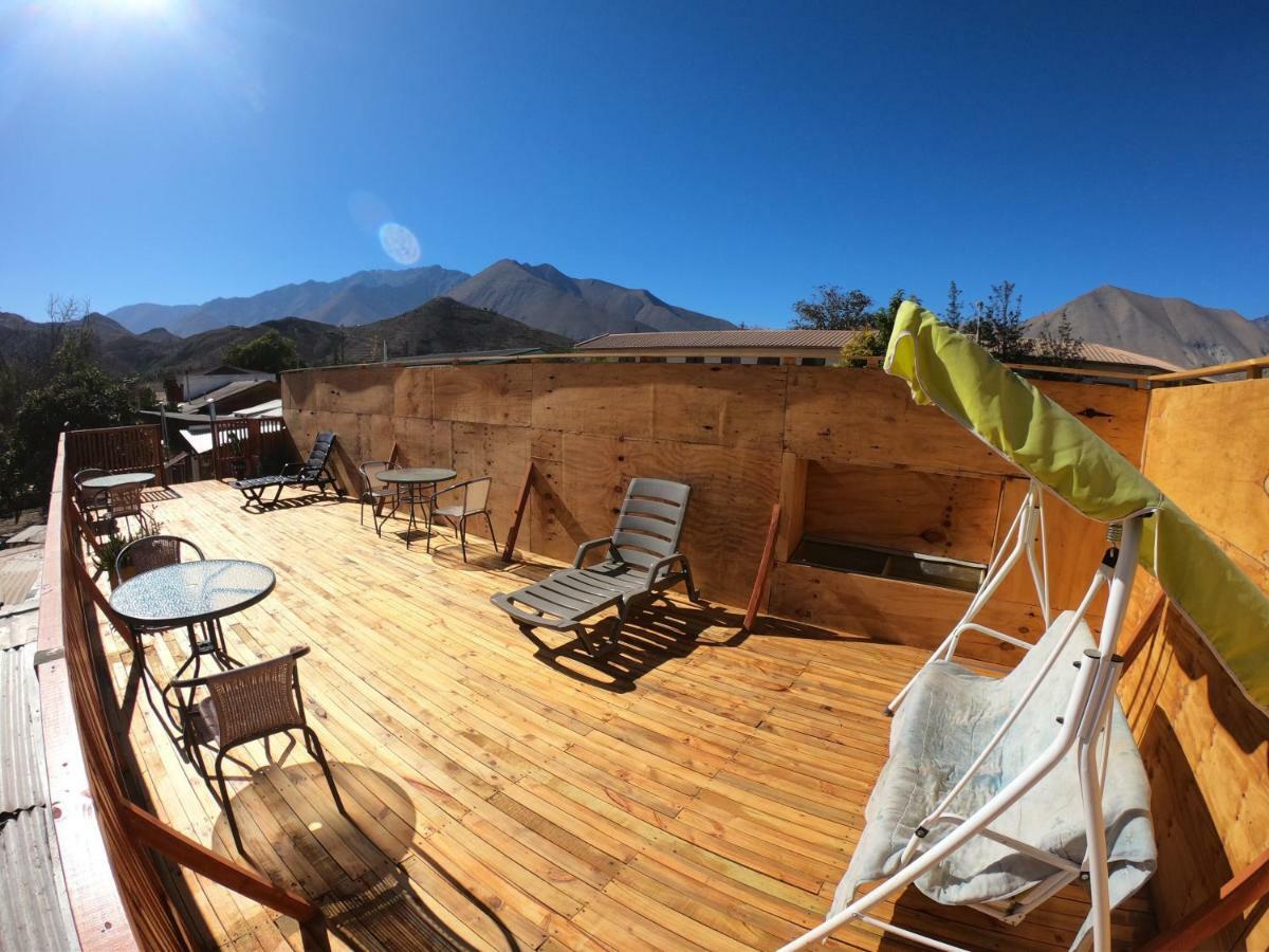 Hostal Michel Vicuna Exterior photo